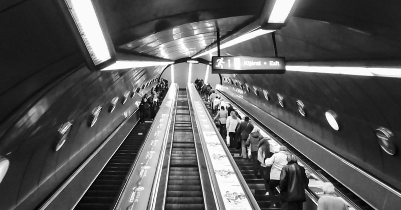 Prix moyen d’un monte-escalier Stannah : le guide complet pour bien budgéter