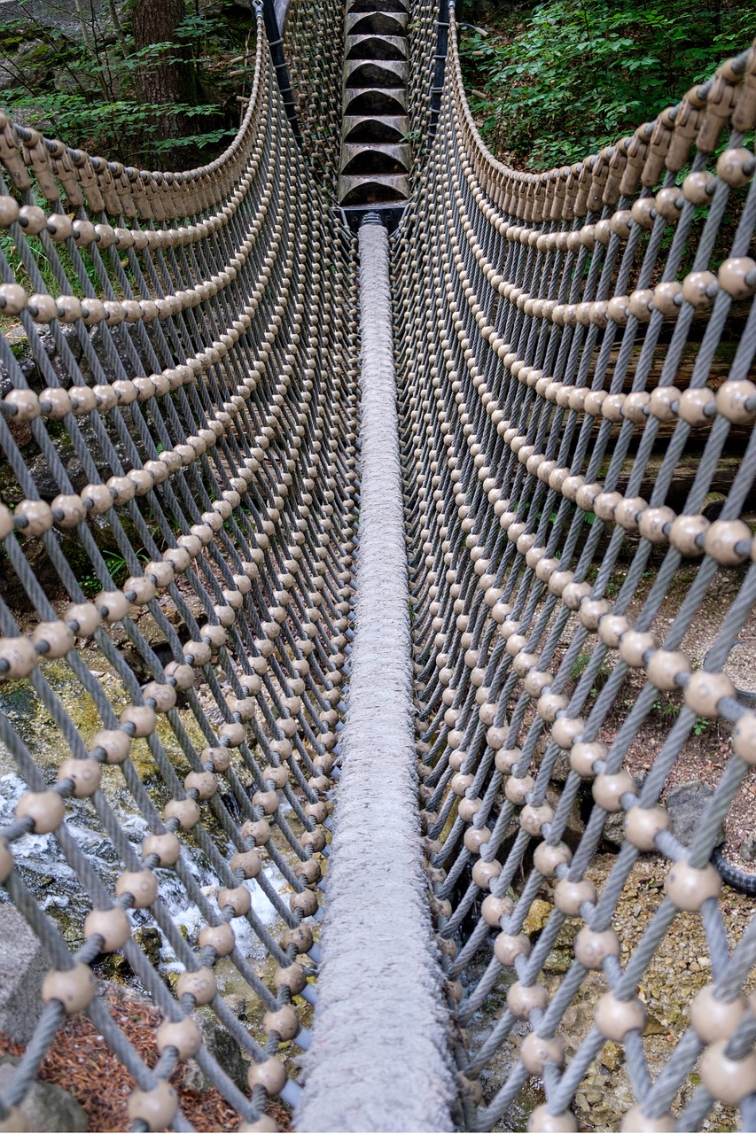 Comment fabriquer ses propres étagères suspendues avec de la corde ?