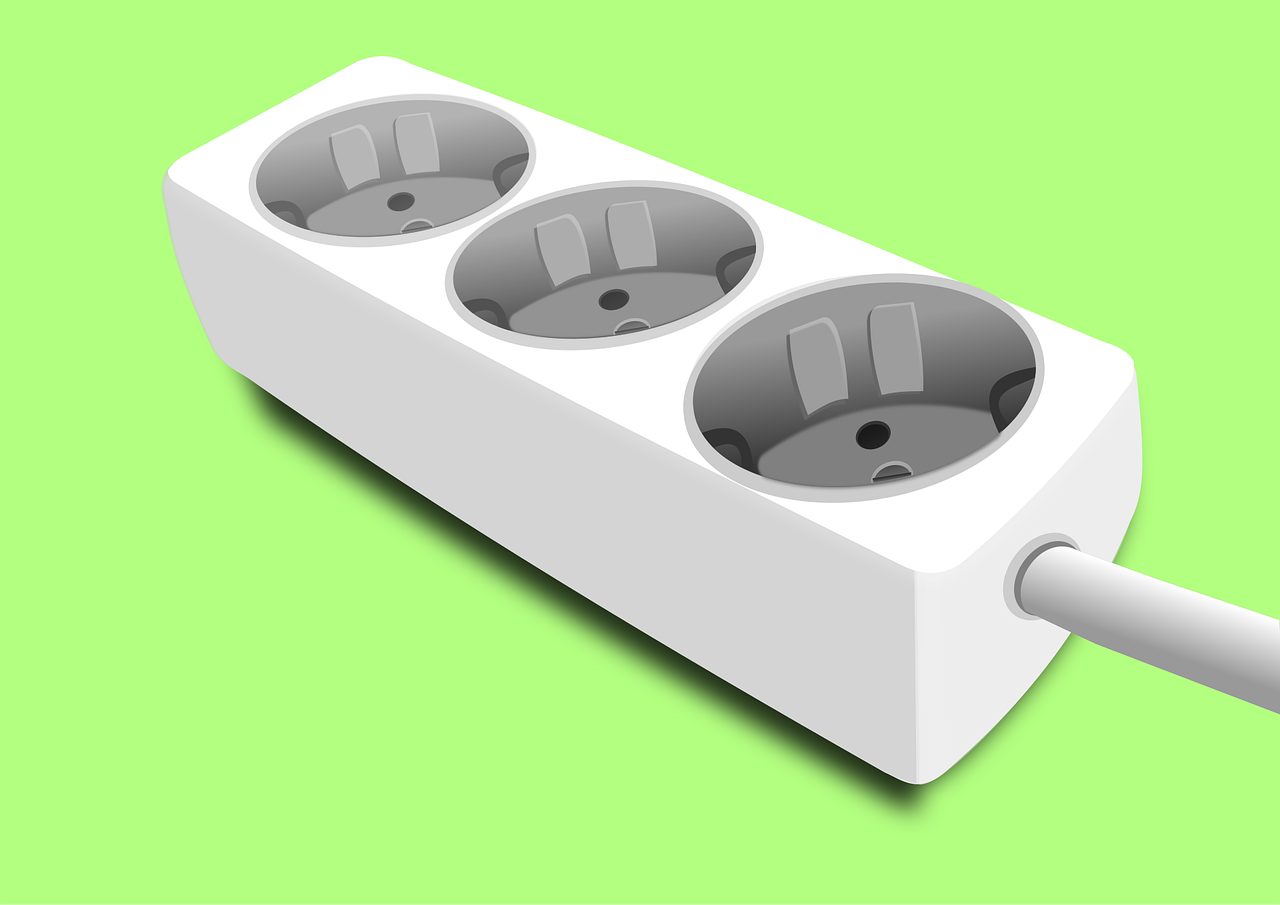 découvrez comment bien positionner les prises électriques dans votre cuisine pour allier sécurité, fonctionnalité et design.